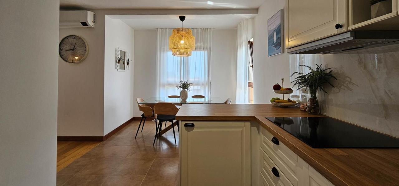 Apartment Bluemare B3 With Shared Pool ลิทซ์ยัน ภายนอก รูปภาพ