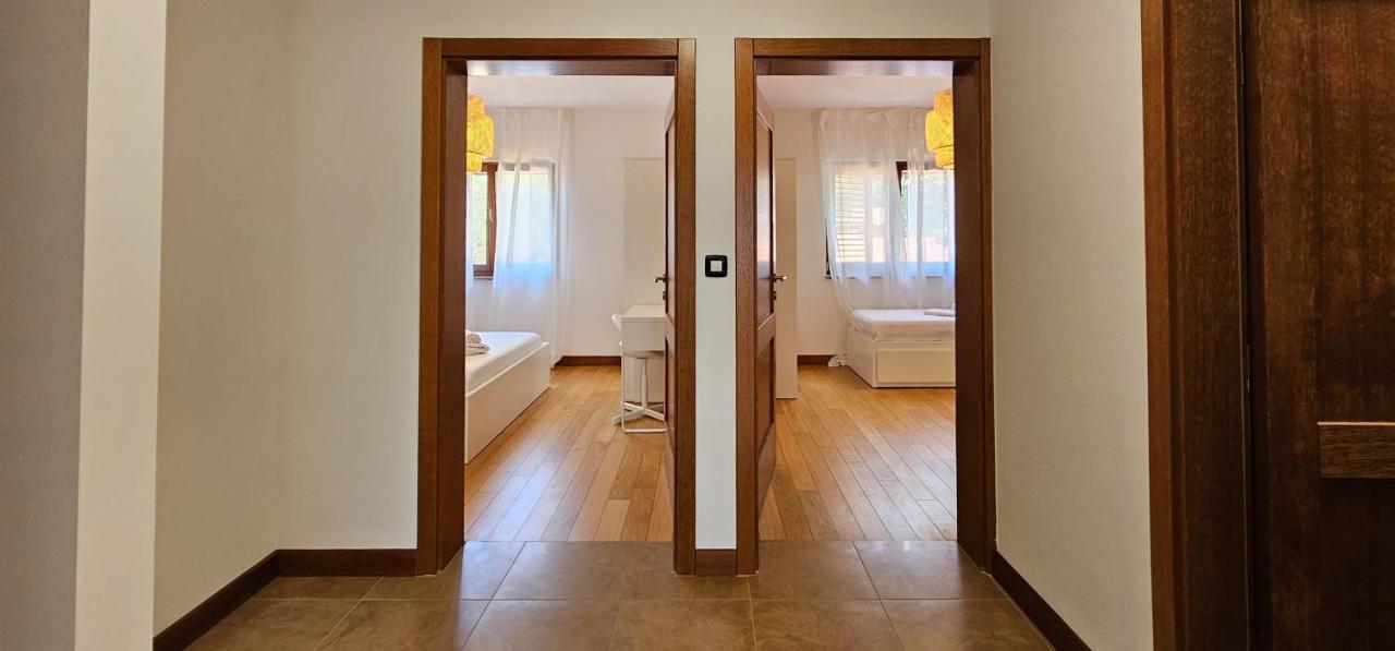 Apartment Bluemare B3 With Shared Pool ลิทซ์ยัน ภายนอก รูปภาพ