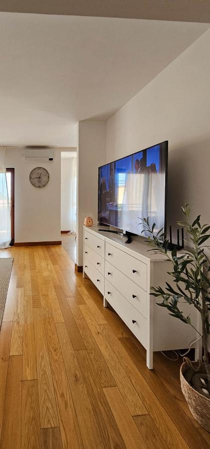Apartment Bluemare B3 With Shared Pool ลิทซ์ยัน ภายนอก รูปภาพ